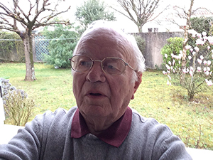 Marcel, 90 ans, débutant en informatique